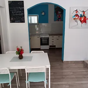 babaloo-beach-apartment.hotelinzadar.com/